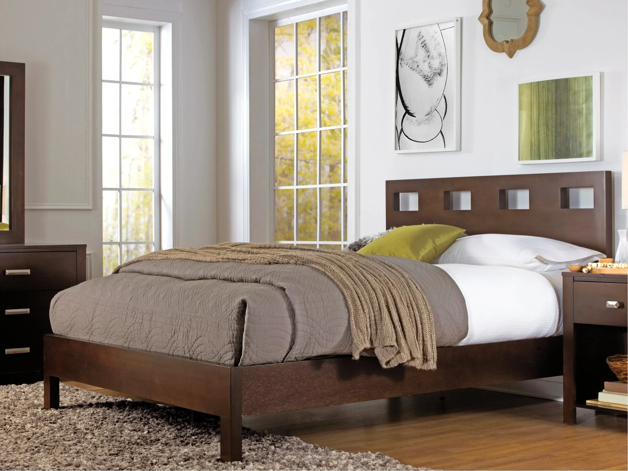 Riva Wood California King Bed in Chocolate Brown