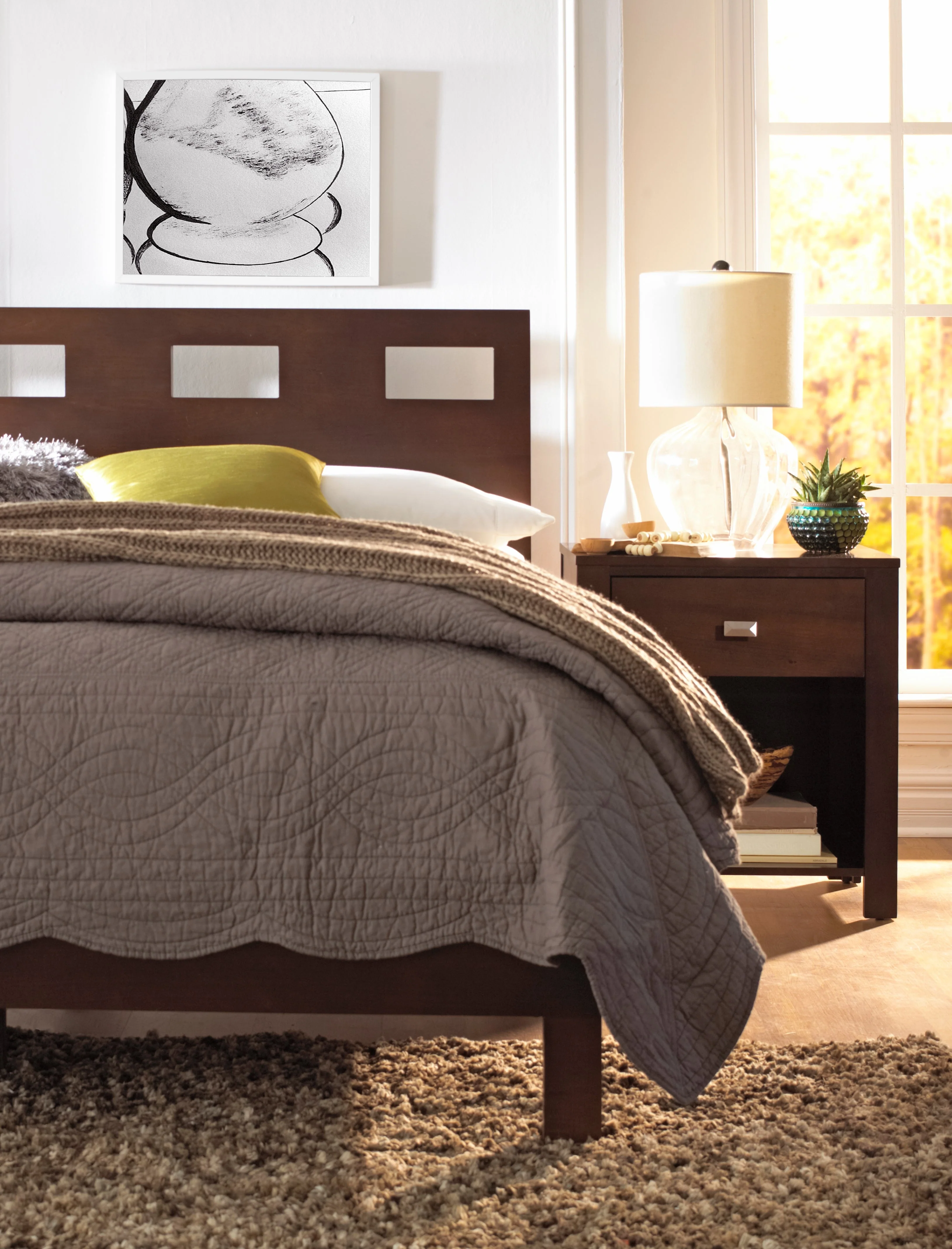 Riva Wood California King Bed in Chocolate Brown - Image 3