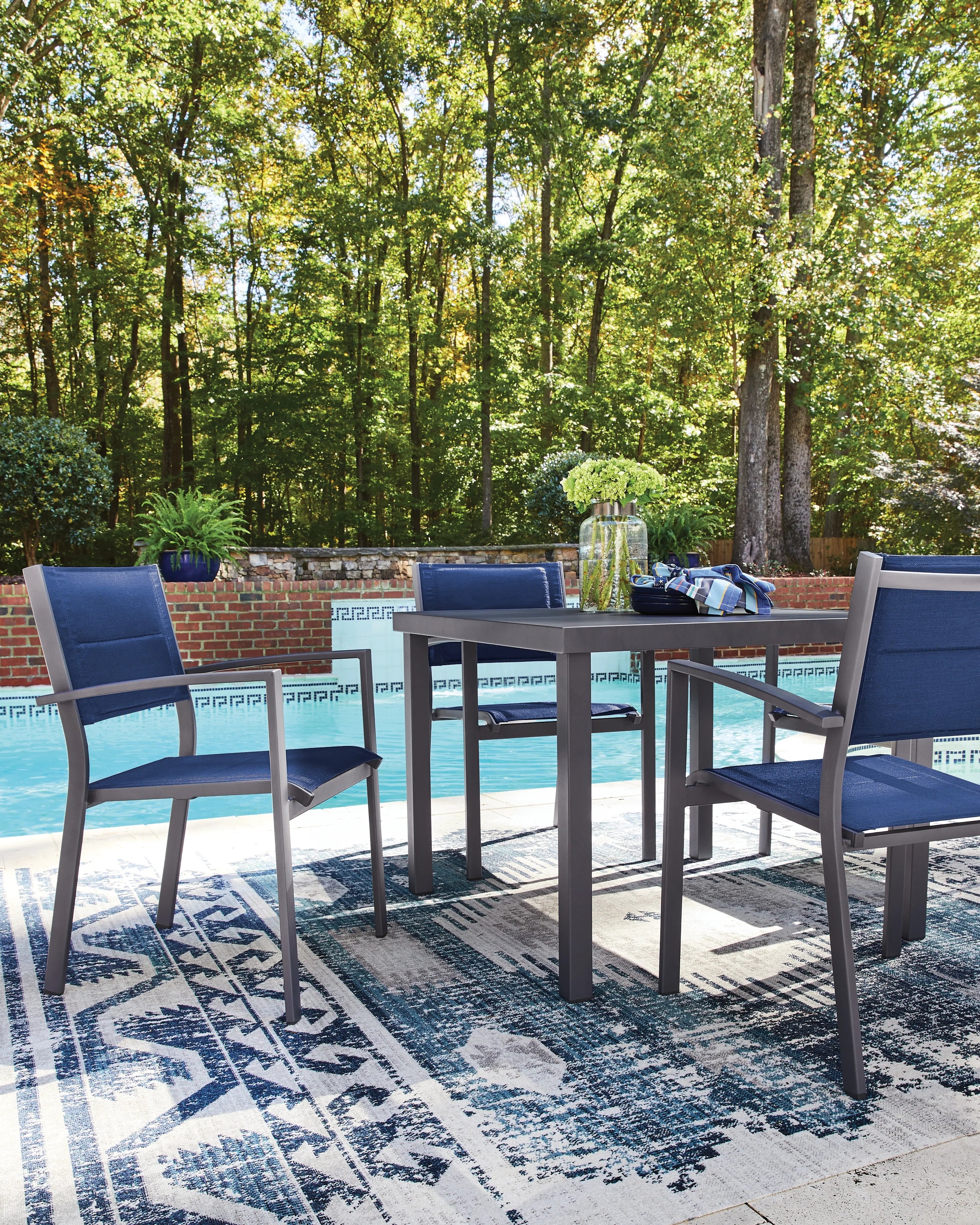 Rocky Creek Blue/Gray Outdoor Dining Table and 4 Chairs - Image 3