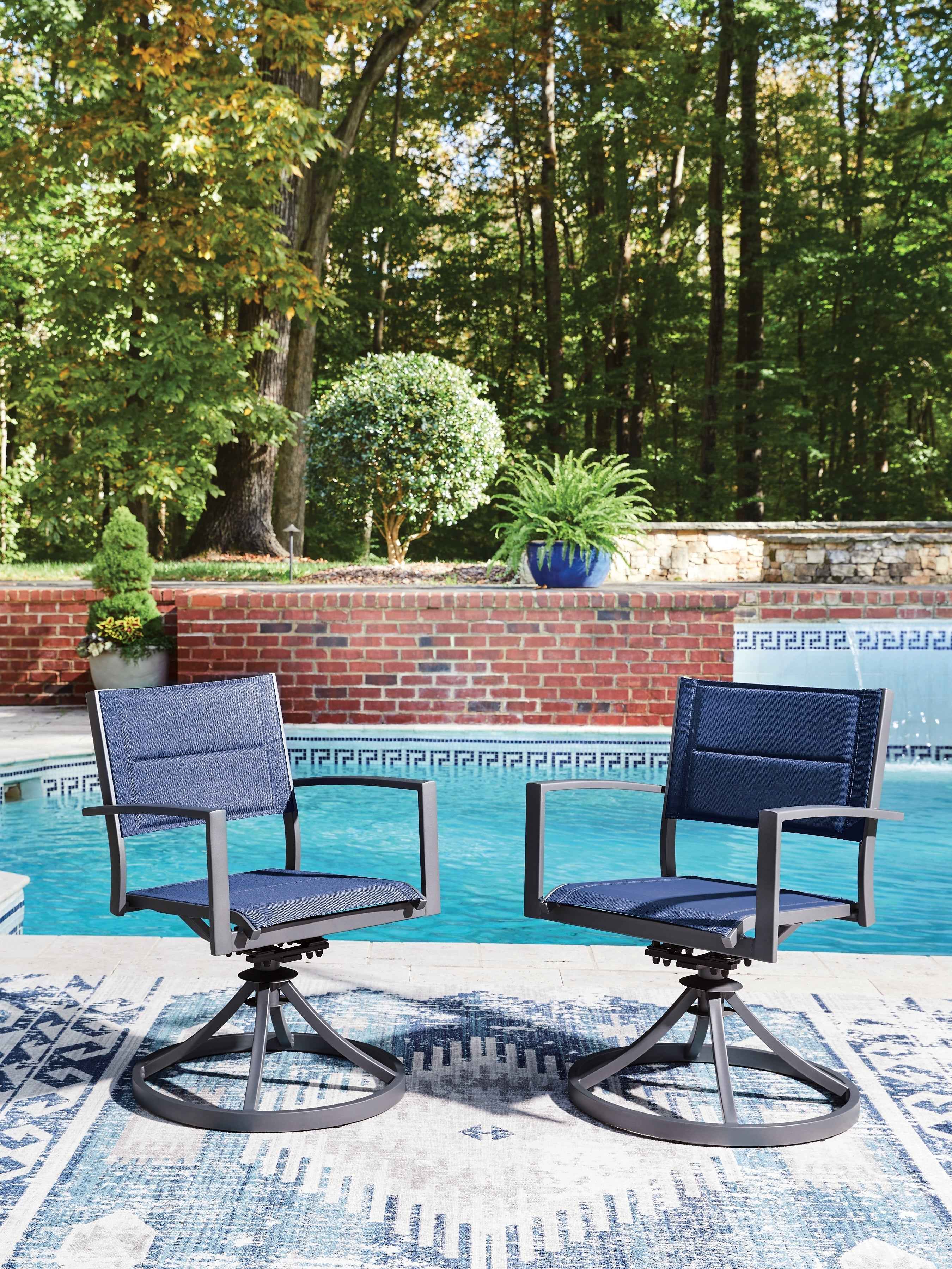 Rocky Creek Blue/Gray Outdoor Sling Swivel Chair (Set of 2)