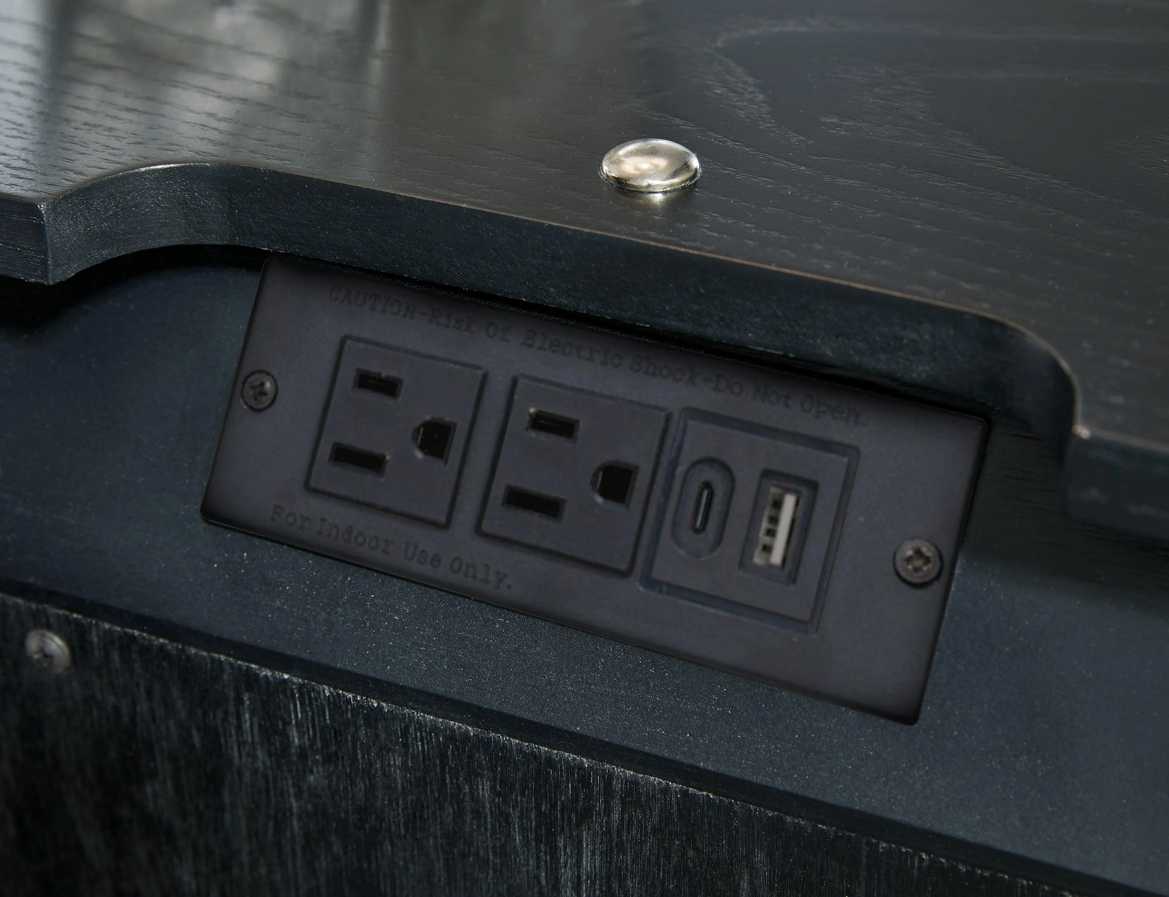 Rowanbeck Black Nightstand - Image 6