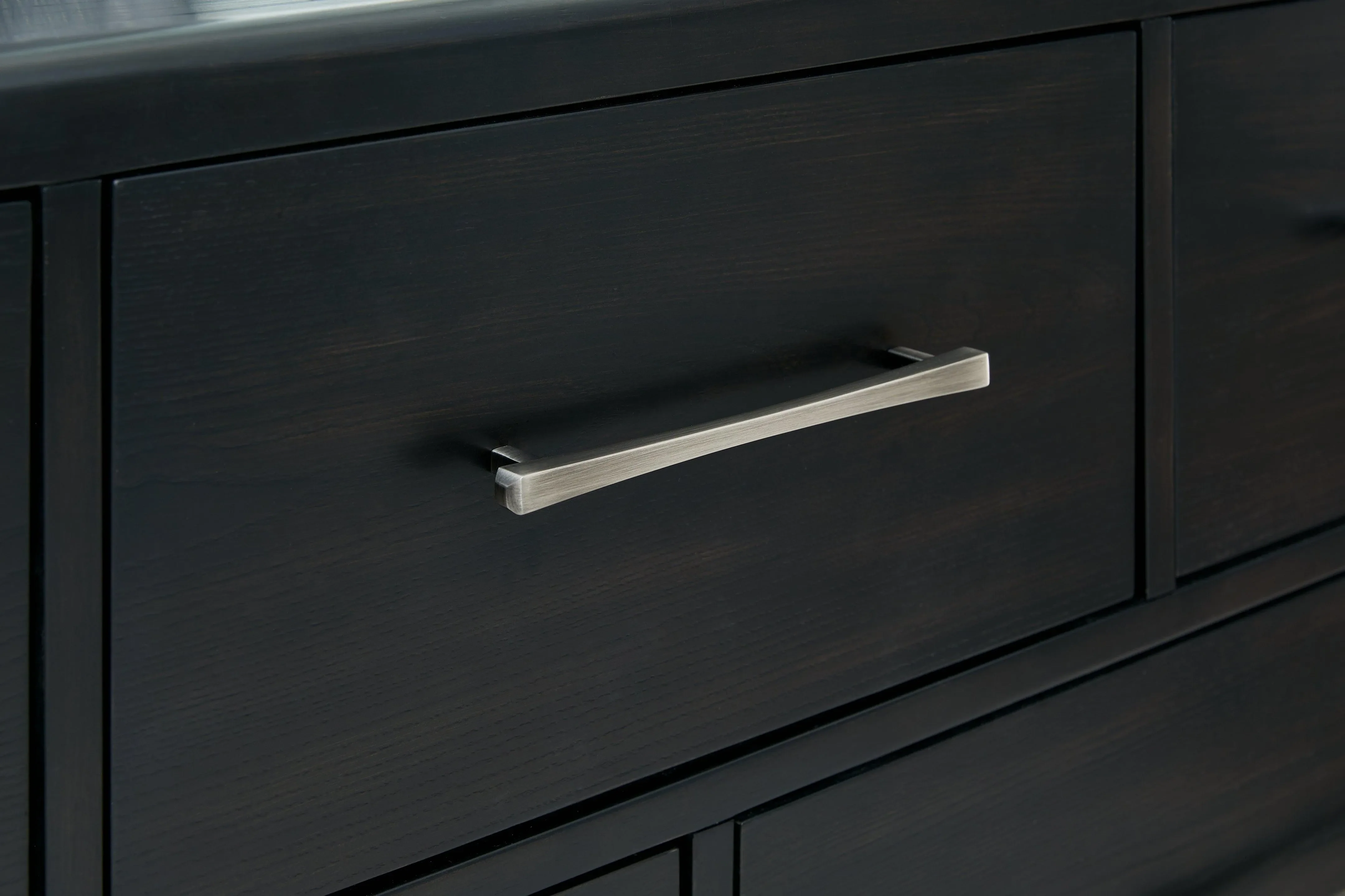 Rowanbeck Black Nightstand - Image 8