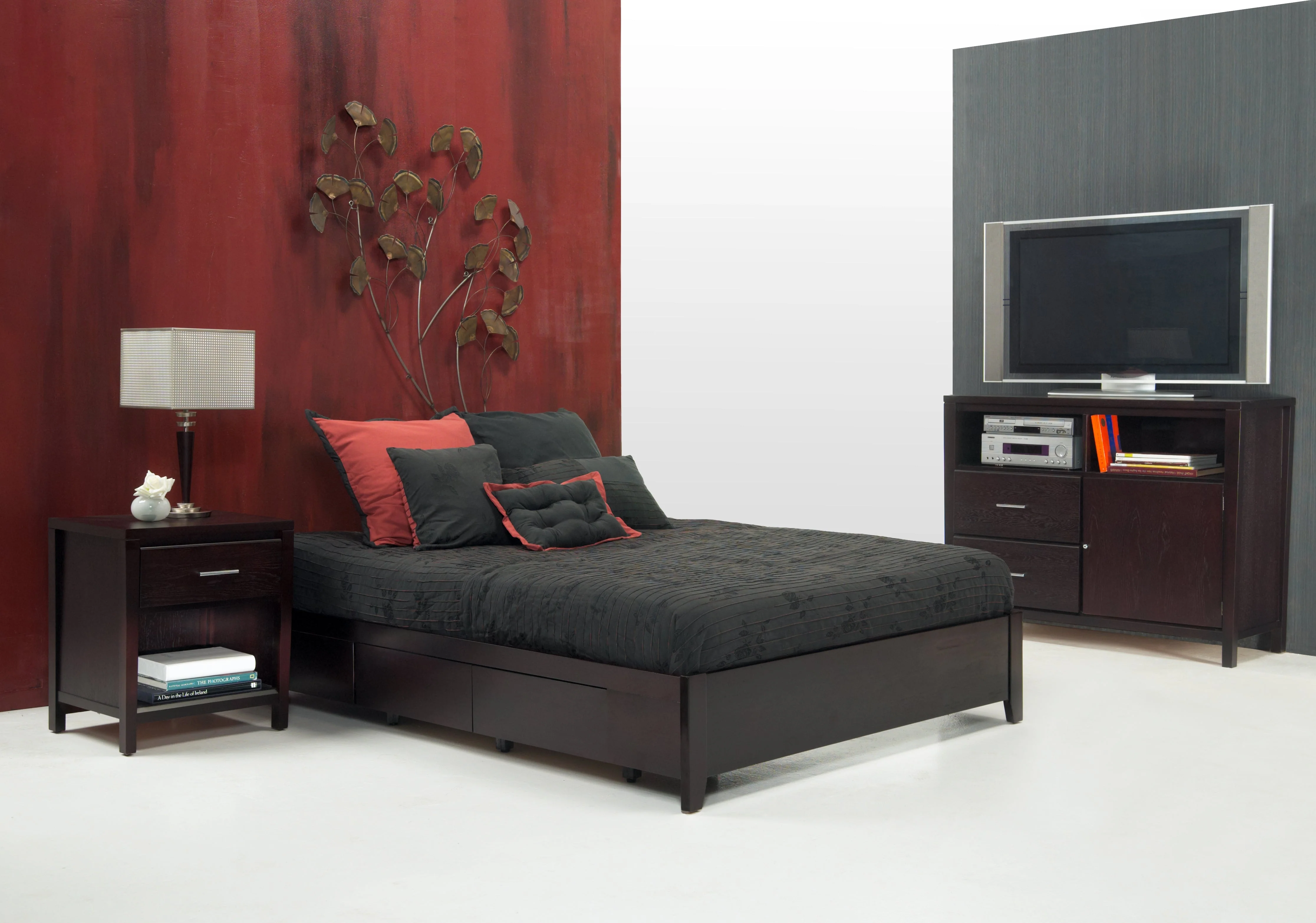 Simple Wood California King  Storage Bed in Espresso - Image 5