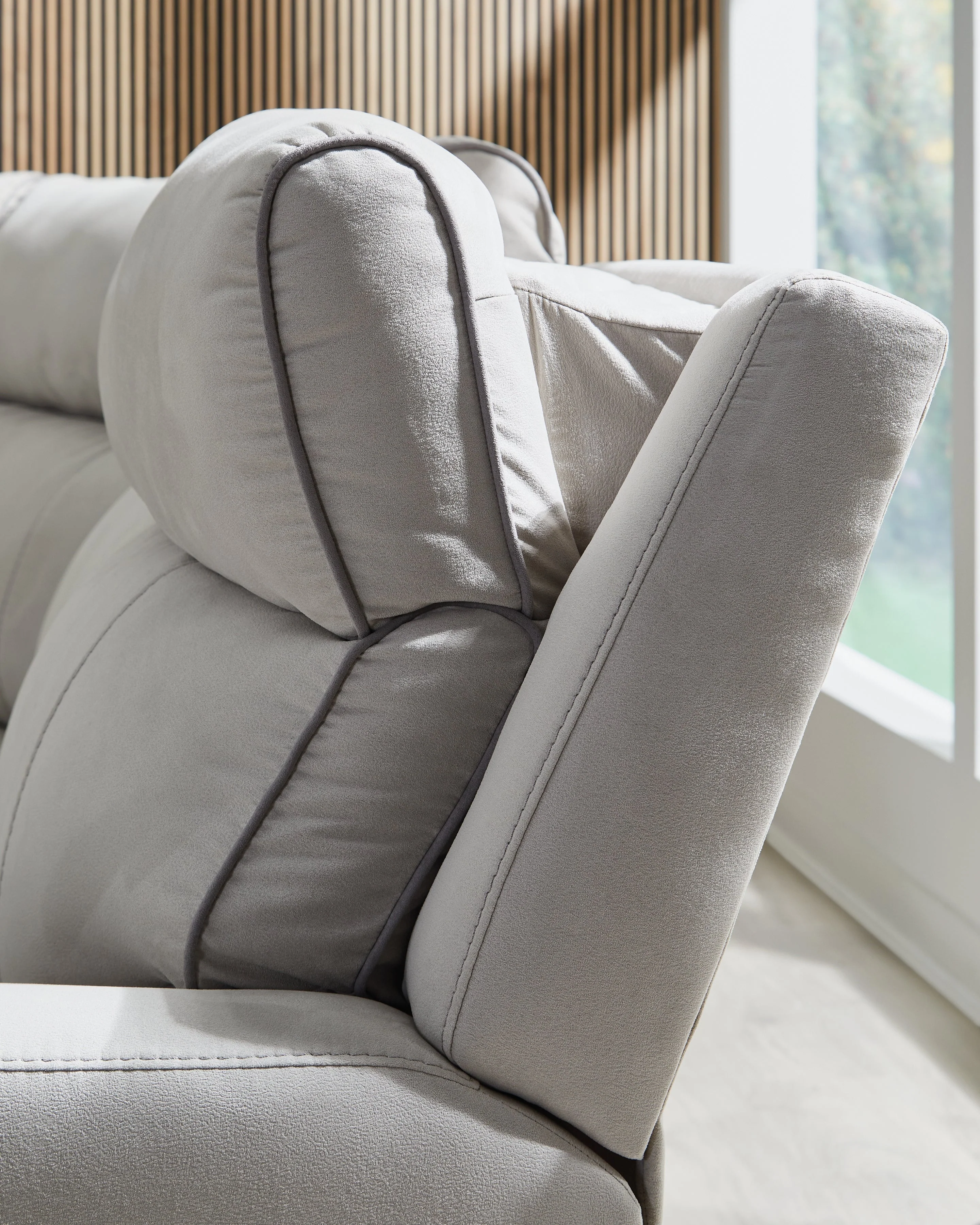 Social Pointe Pearl/Ash 5-Piece Dual Power Reclining Modular Sectional - Image 3