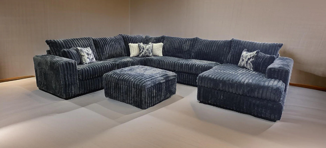 Texan Grey 4-Piece Right Arm Facing (RAF) Sectional - Image 2