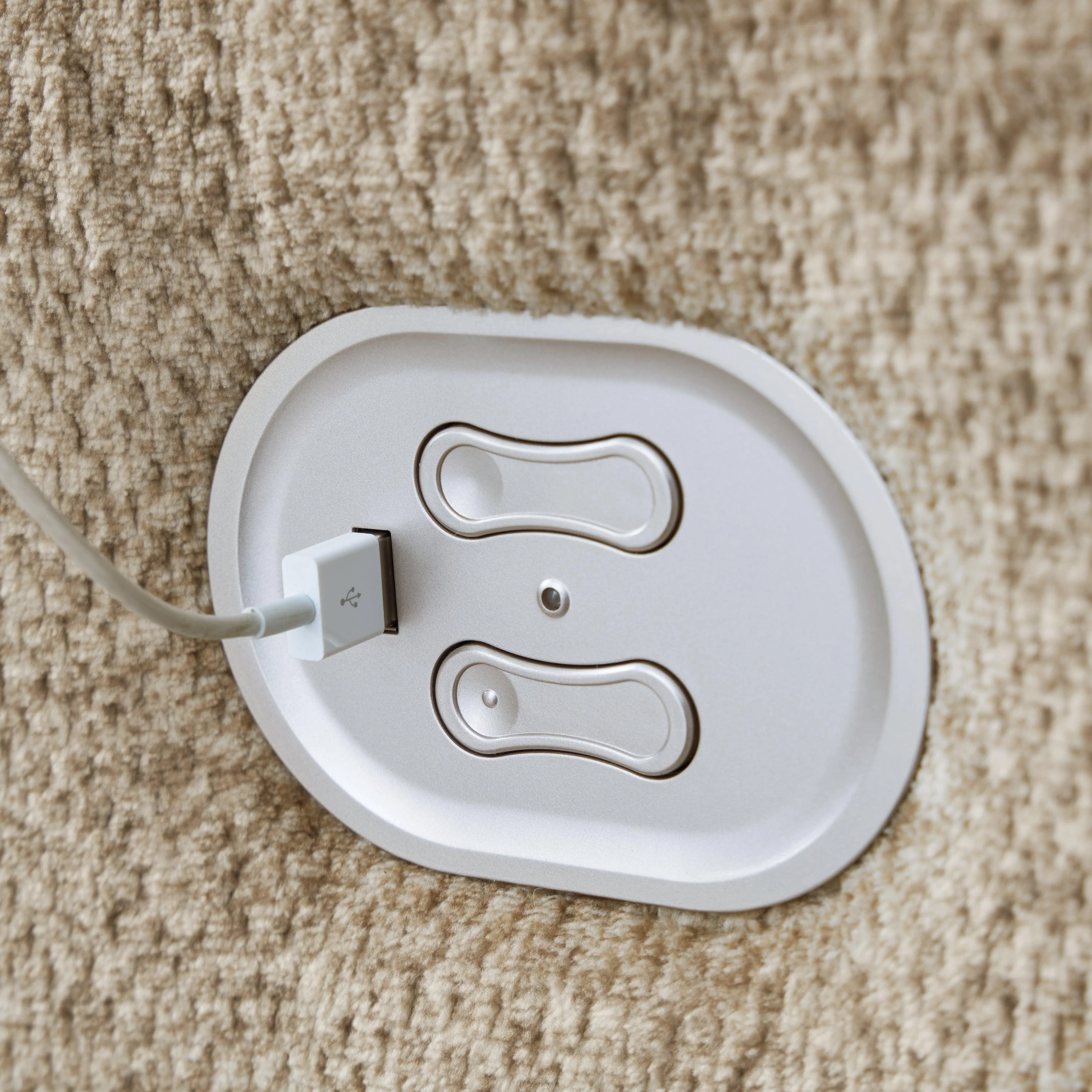 Tip-Off Wheat Dual Power Reclining Sofa - Image 9