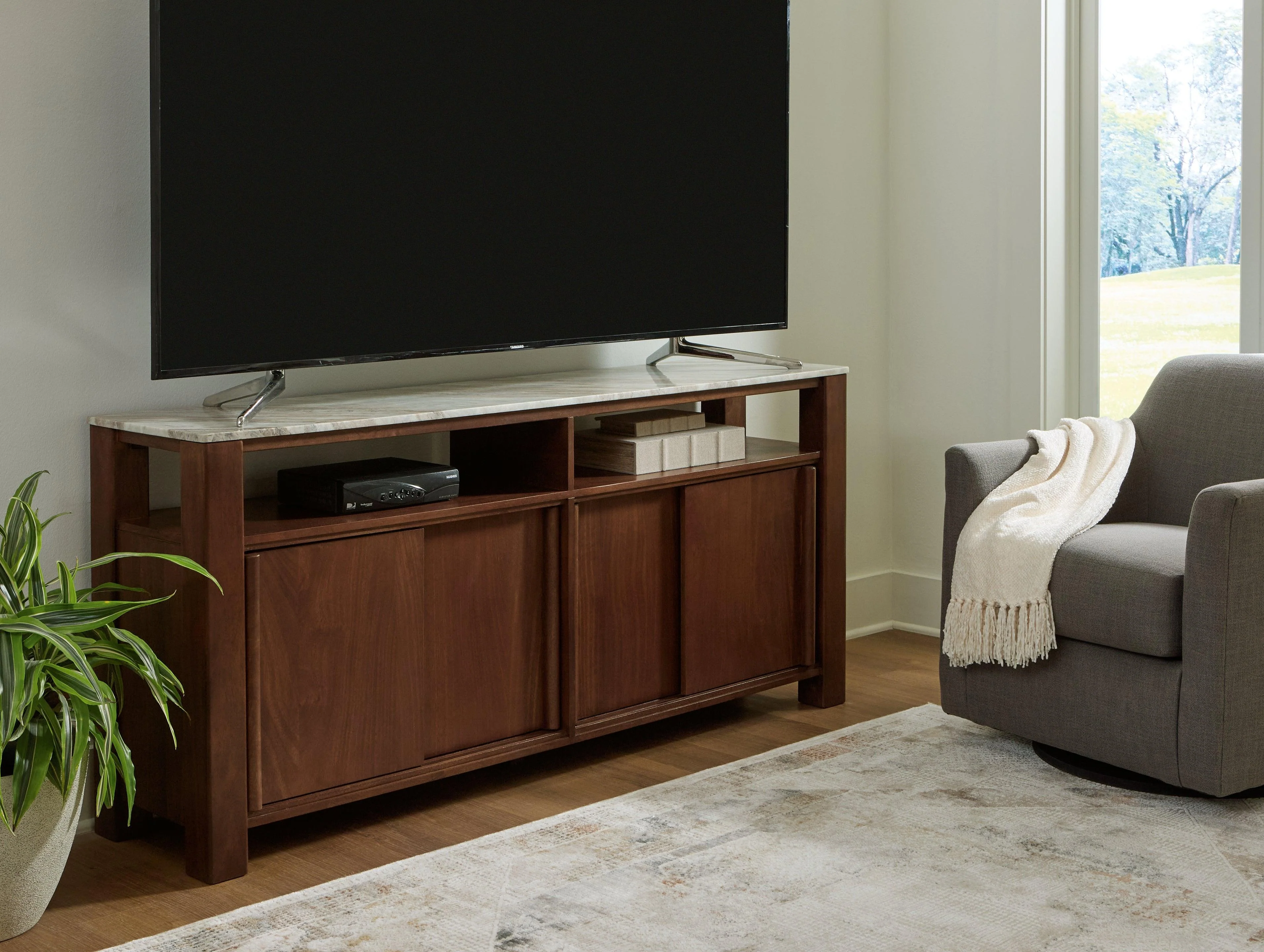 Tobinville Dark Brown Accent Cabinet - Image 6