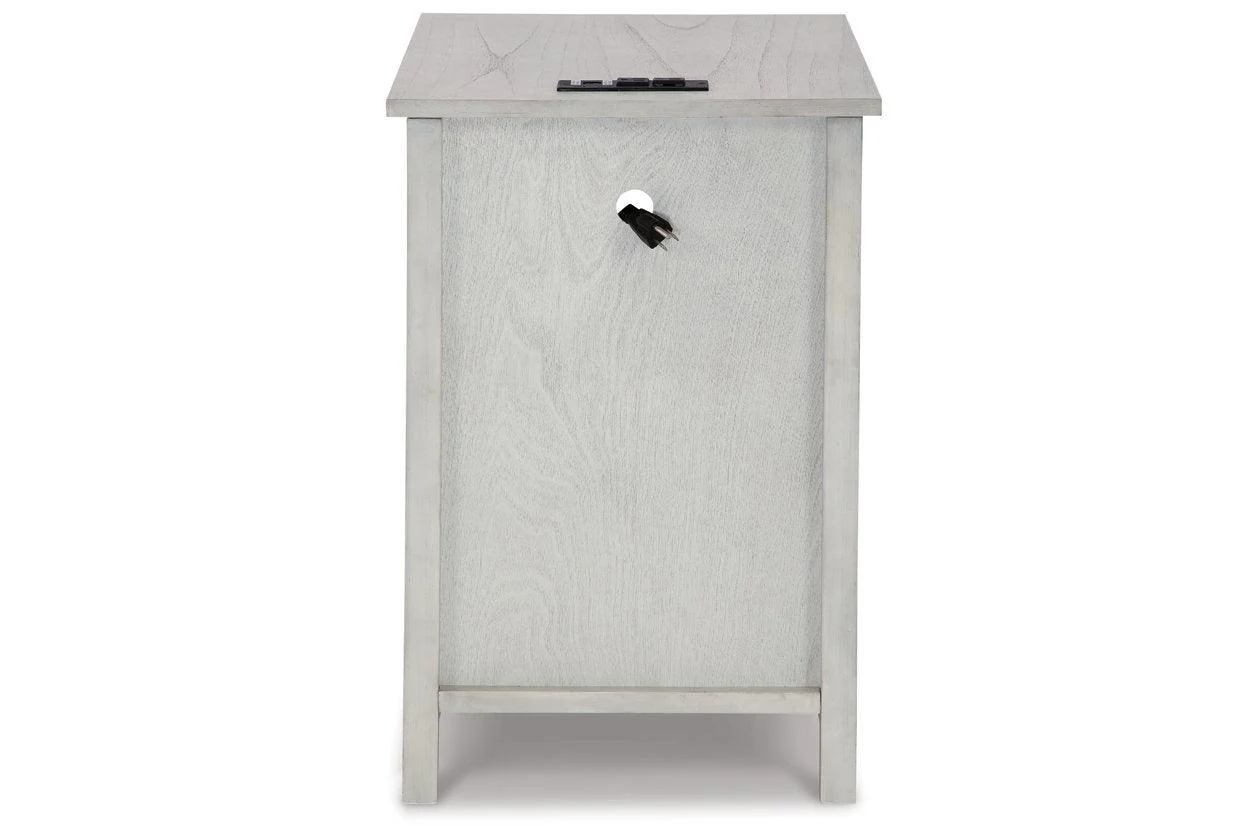 Treytown Antique White Chairside End Table - Image 4