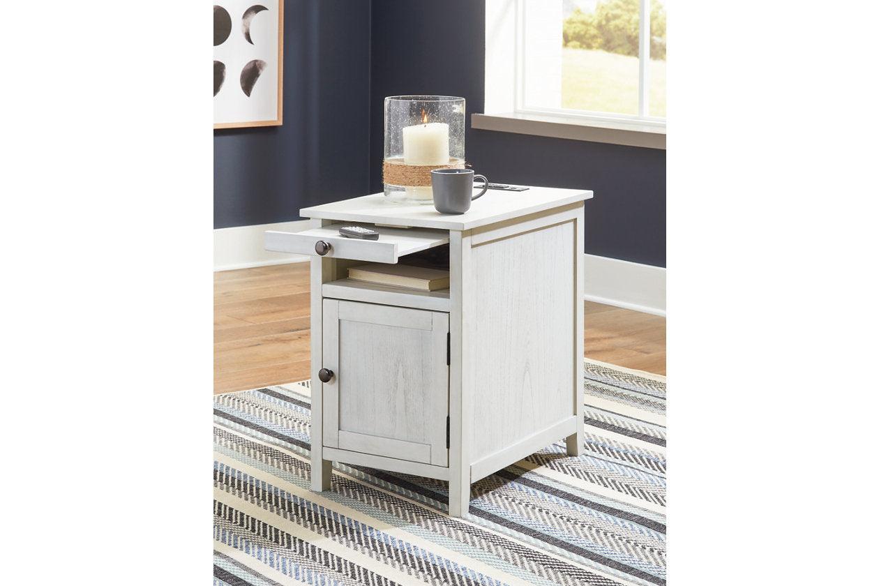 Treytown Antique White Chairside End Table - Image 5