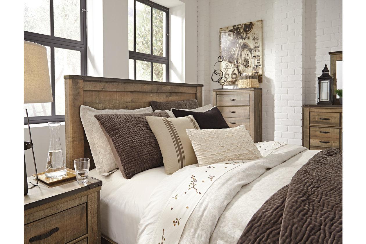 Trinell Brown Queen Panel Bed - Image 2