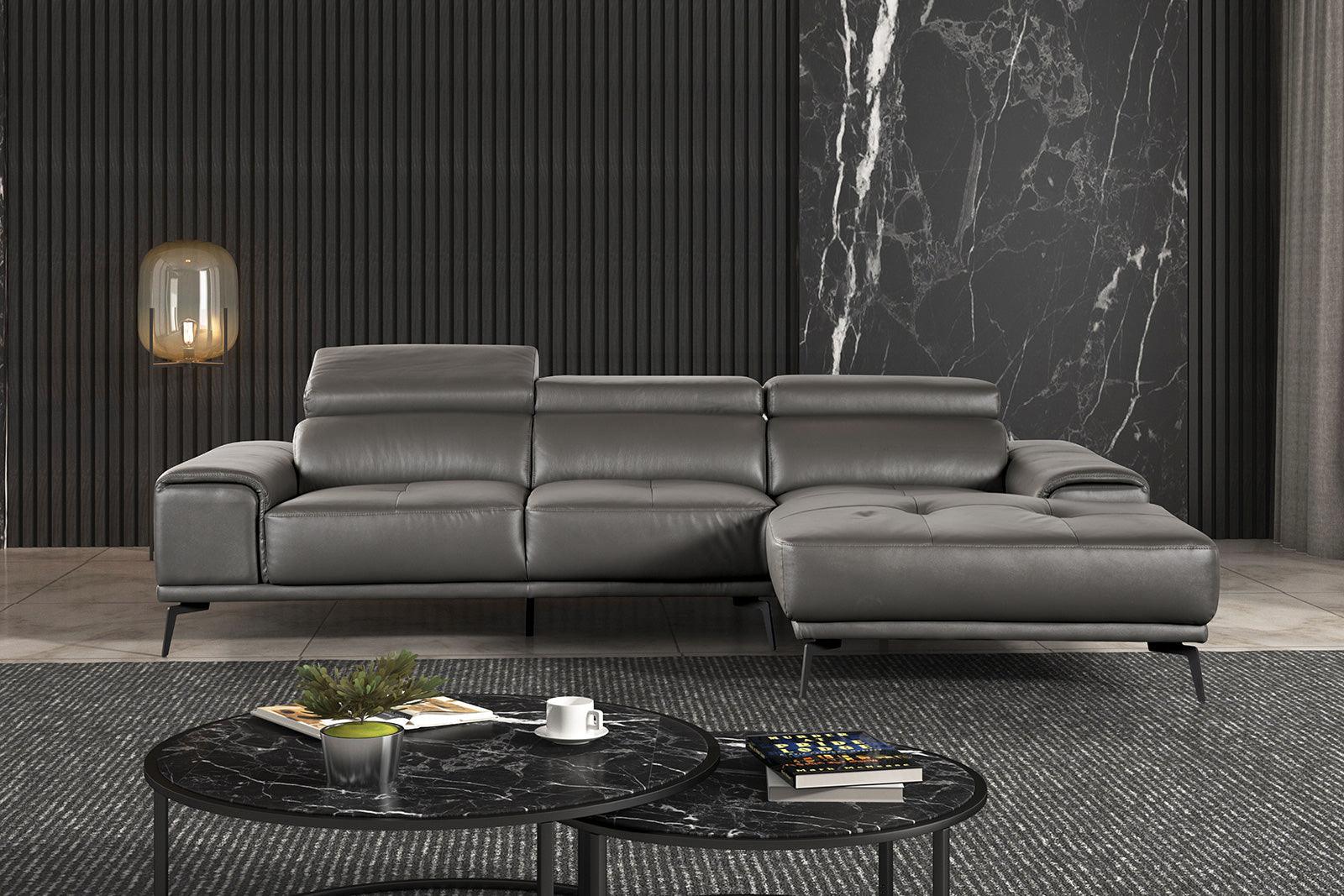 Vadso Dark Gray Sectional with Right Chaise