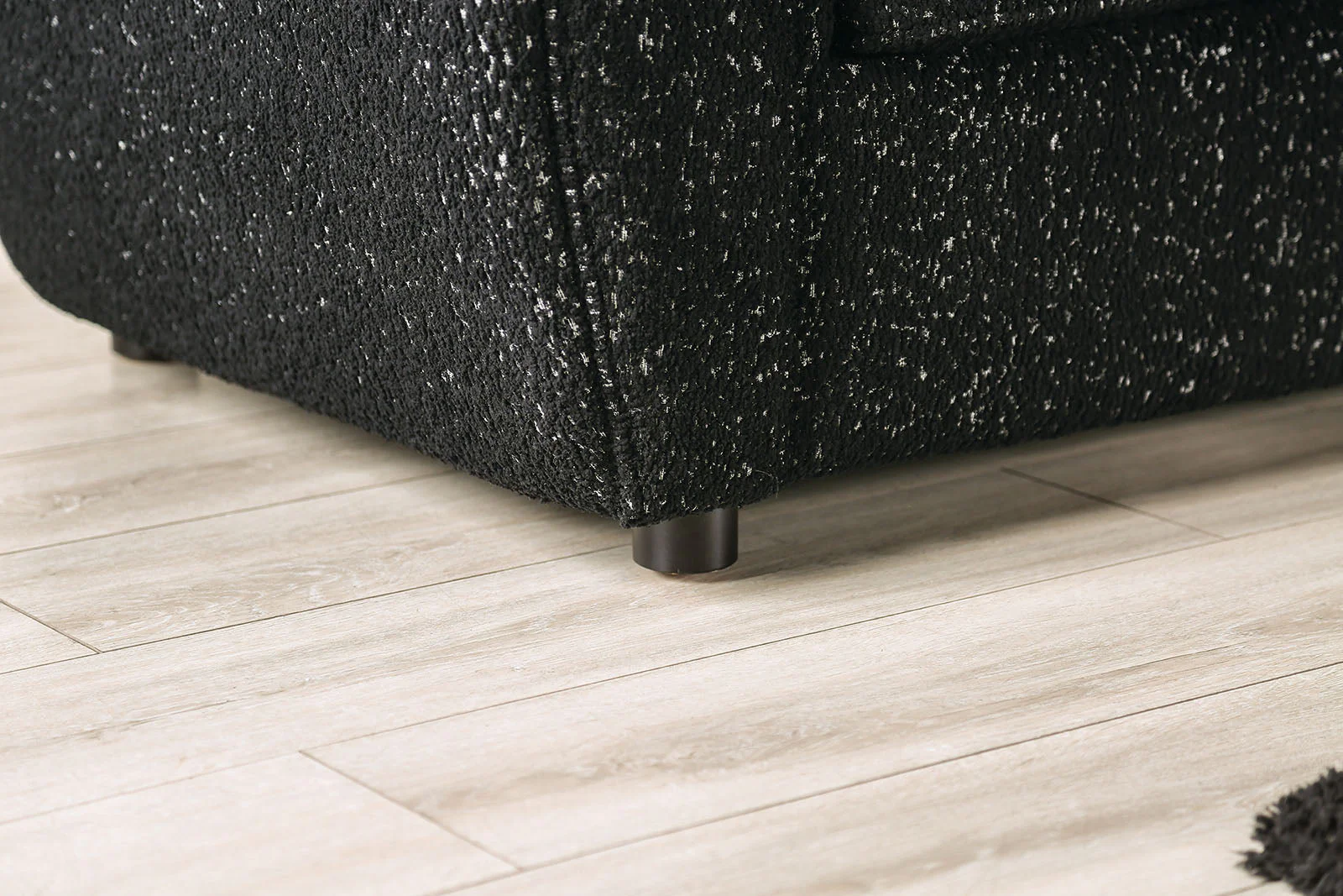 Verdal Black Sofa & Loveseat - Image 6