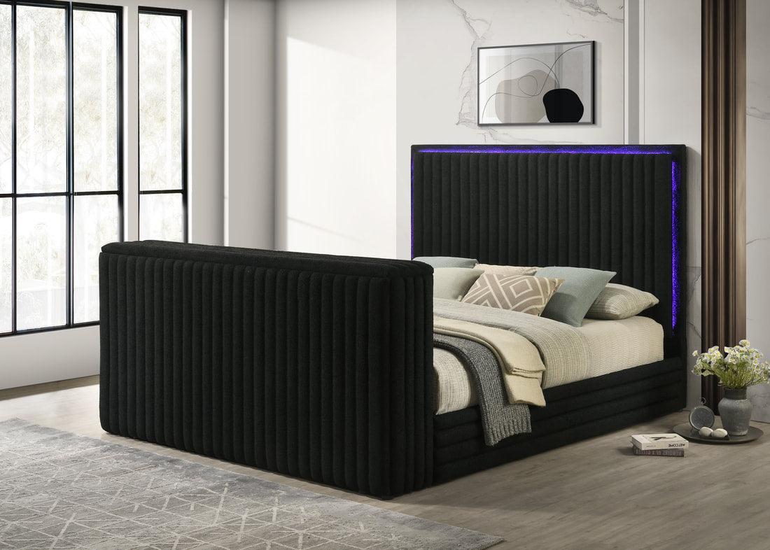 Villa Black King Platform Bed