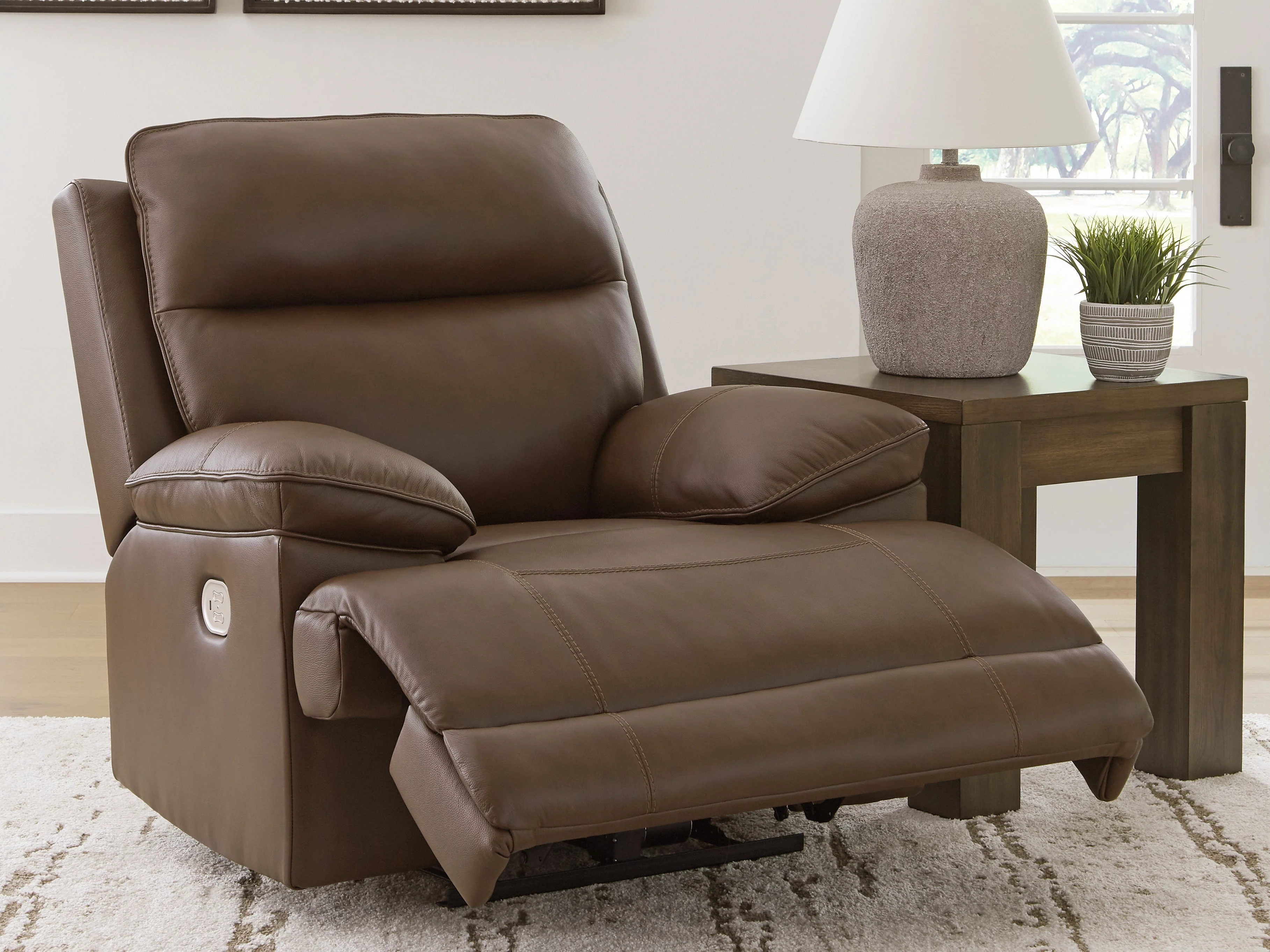 VonRyan Tobacco Power Recliner - Image 3