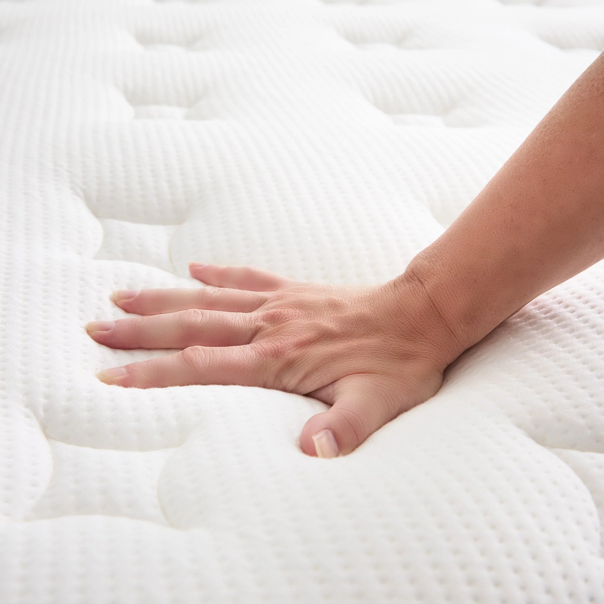Weekender Blue/White Queen 11" Euro Top Hybrid Mattress - Image 7