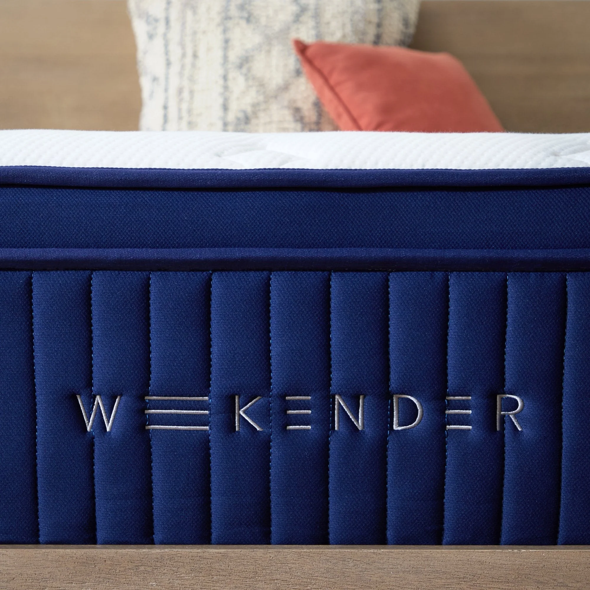 Weekender Blue/White Twin XL 13" Euro Top Hybrid Mattress - Image 6
