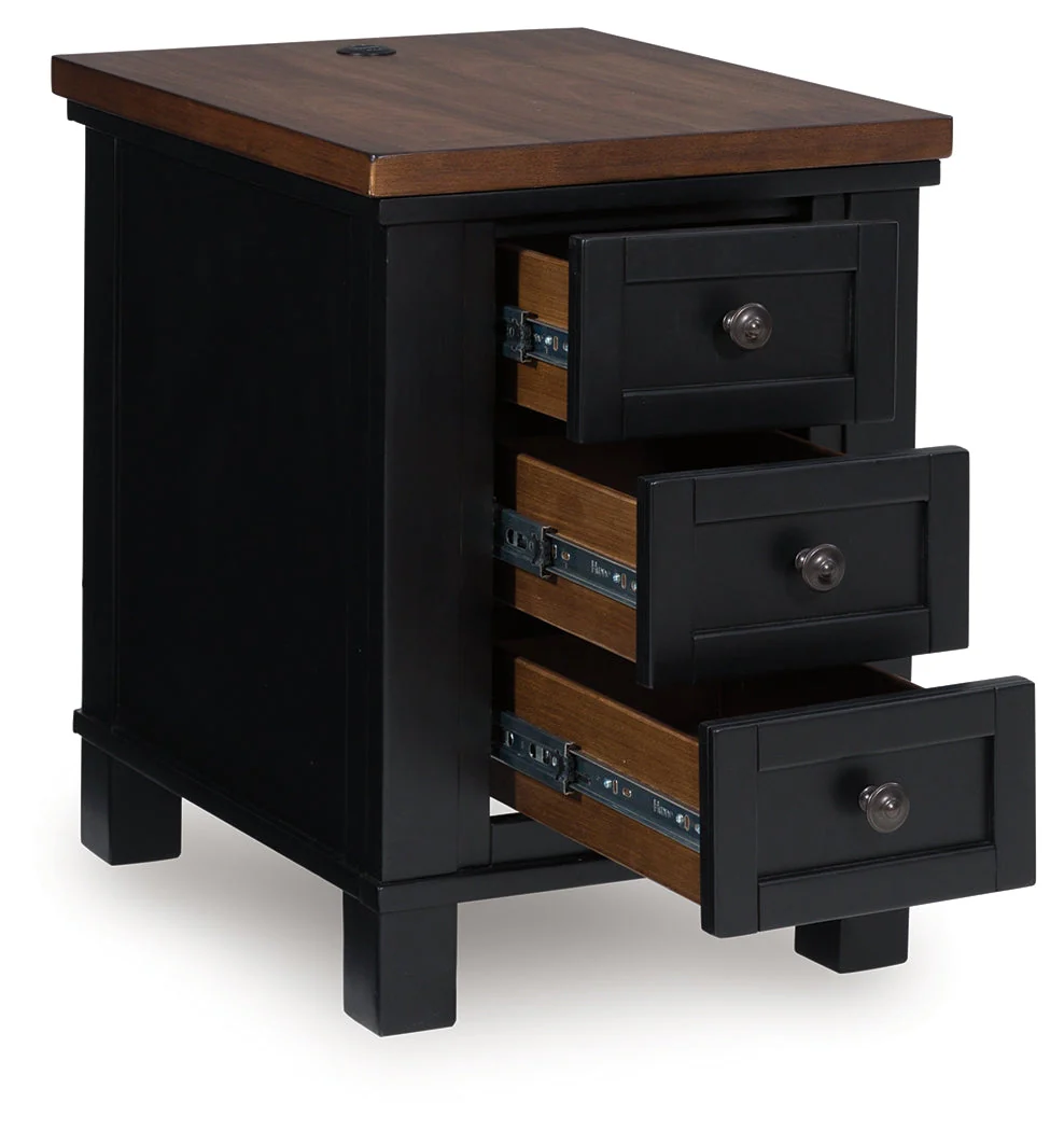 Wildenauer Brown/Black Chairside End Table - Image 2