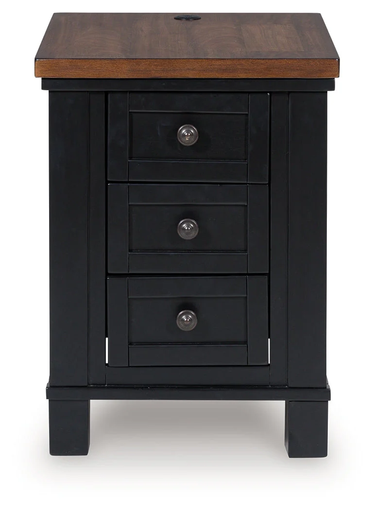 Wildenauer Brown/Black Chairside End Table - Image 3