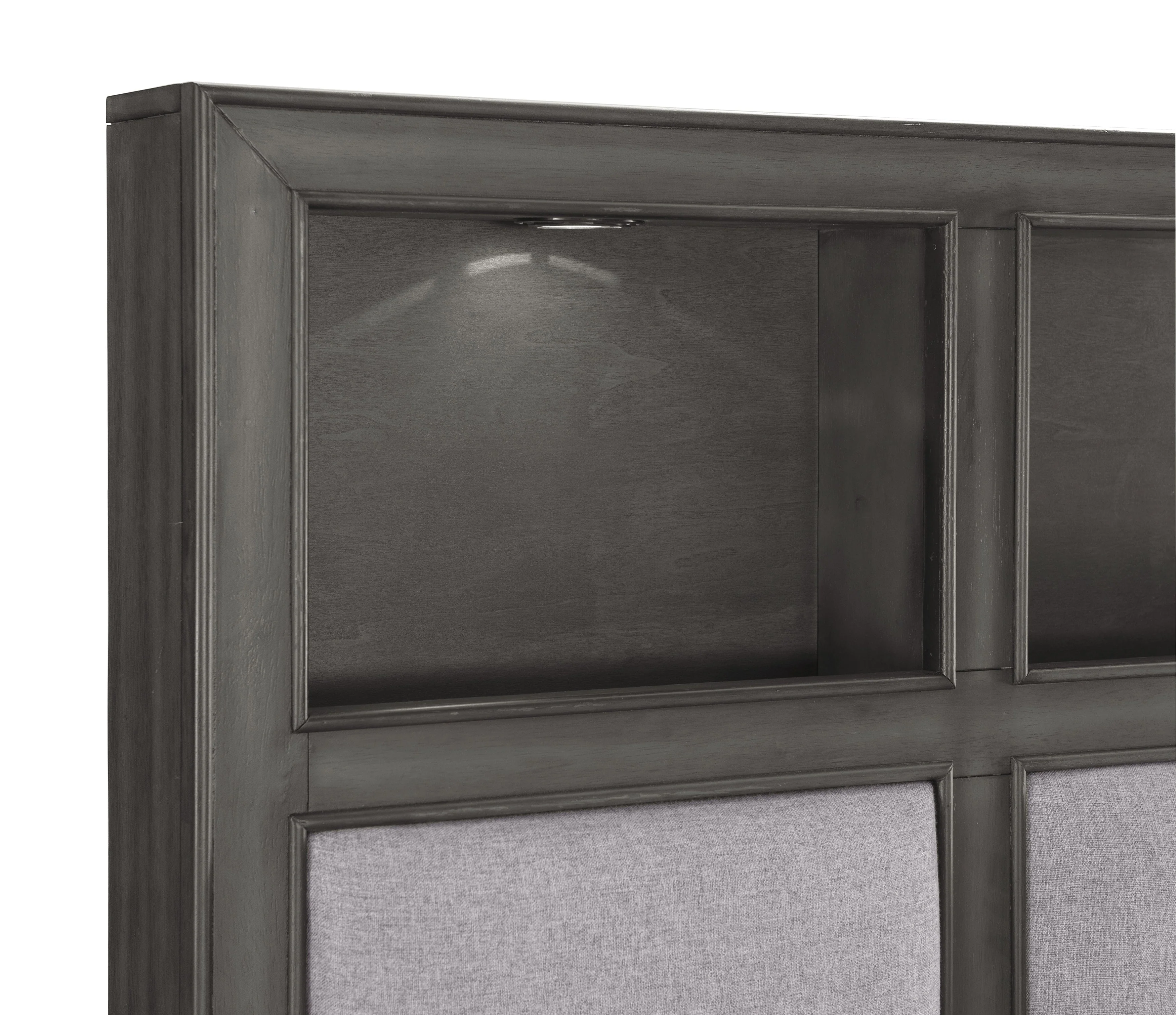 Wittenberry Gray California King Platform Bed - Image 4