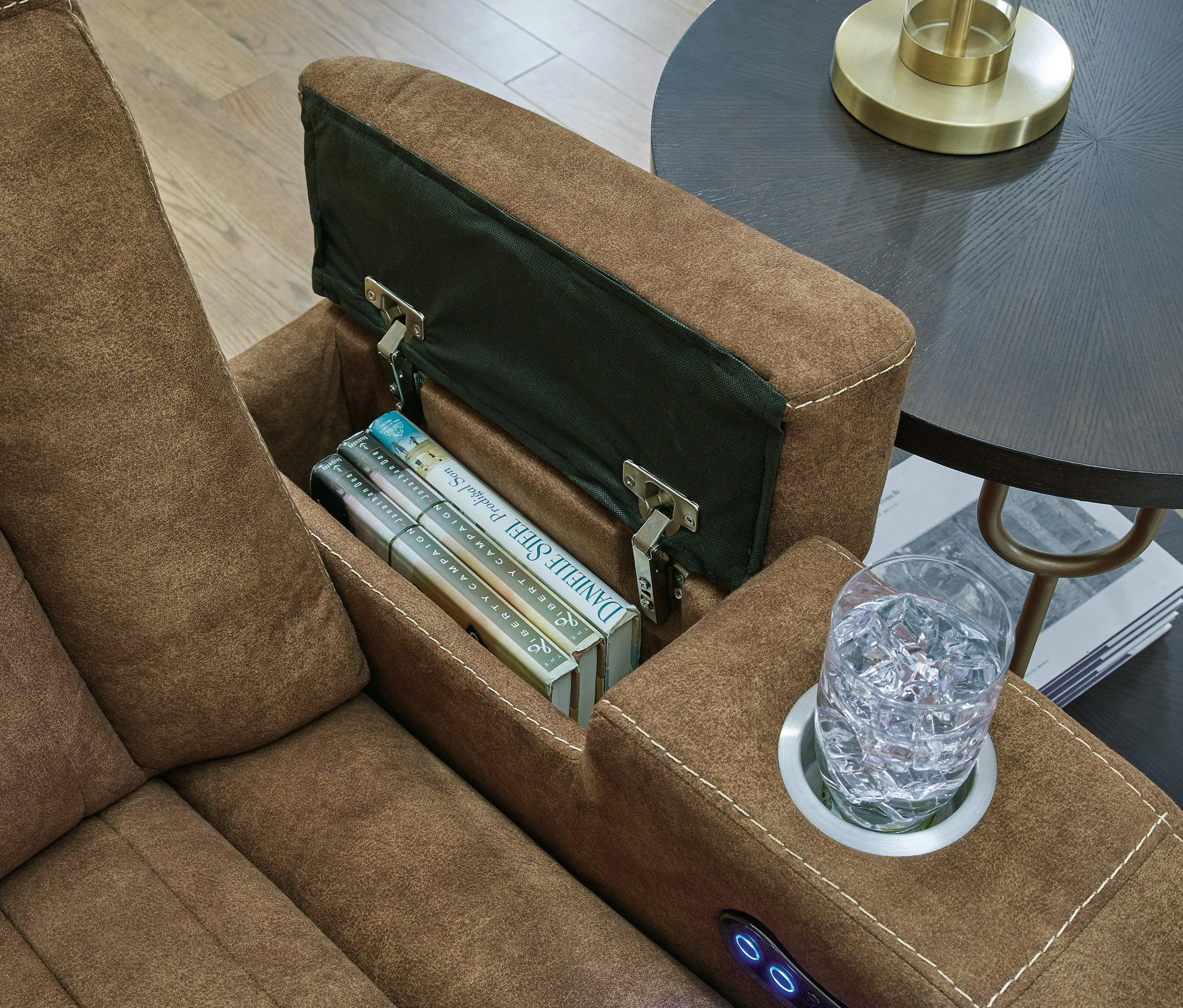 Wolfridge Brindle Power Recliner - Image 6